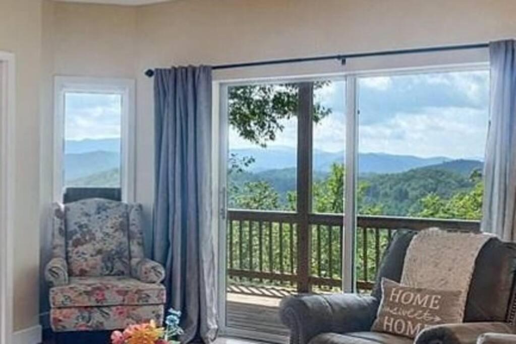 Red Rooster Family Cabin W/Hot Tub+Fire Pit+View Franklin Exteriör bild
