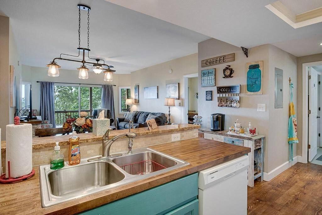 Red Rooster Family Cabin W/Hot Tub+Fire Pit+View Franklin Exteriör bild