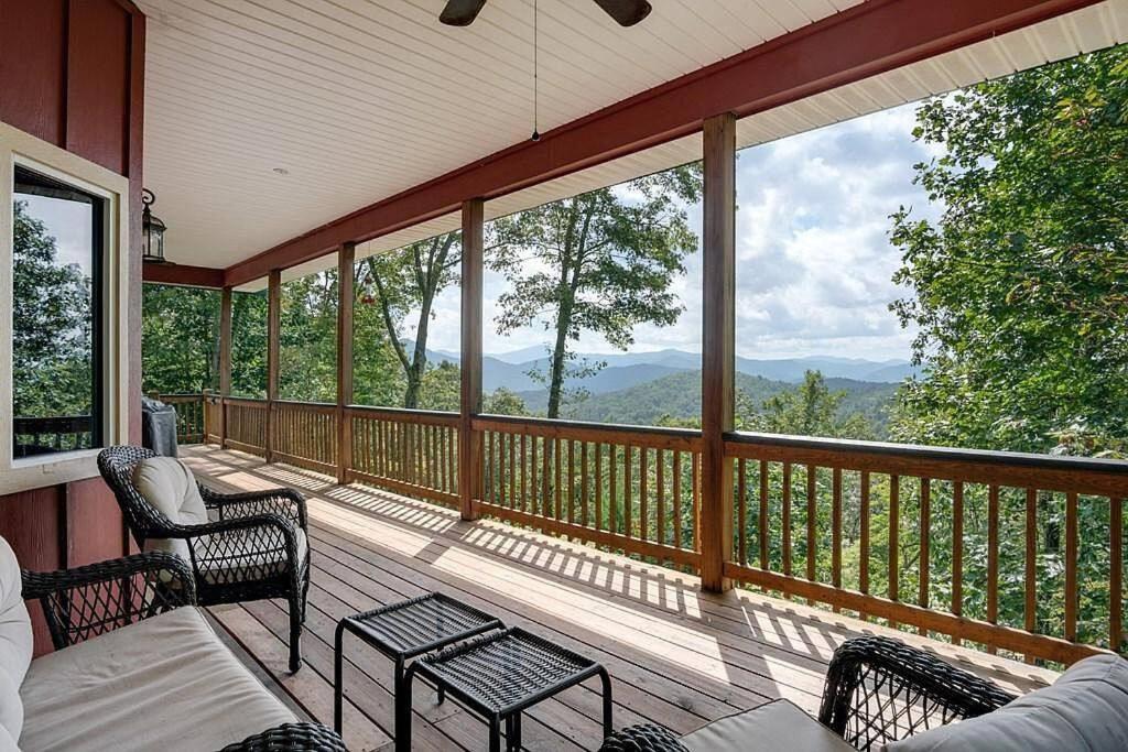 Red Rooster Family Cabin W/Hot Tub+Fire Pit+View Franklin Exteriör bild