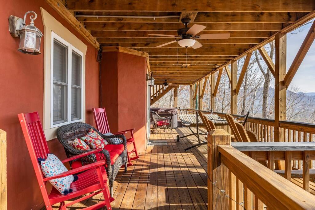 Red Rooster Family Cabin W/Hot Tub+Fire Pit+View Franklin Exteriör bild