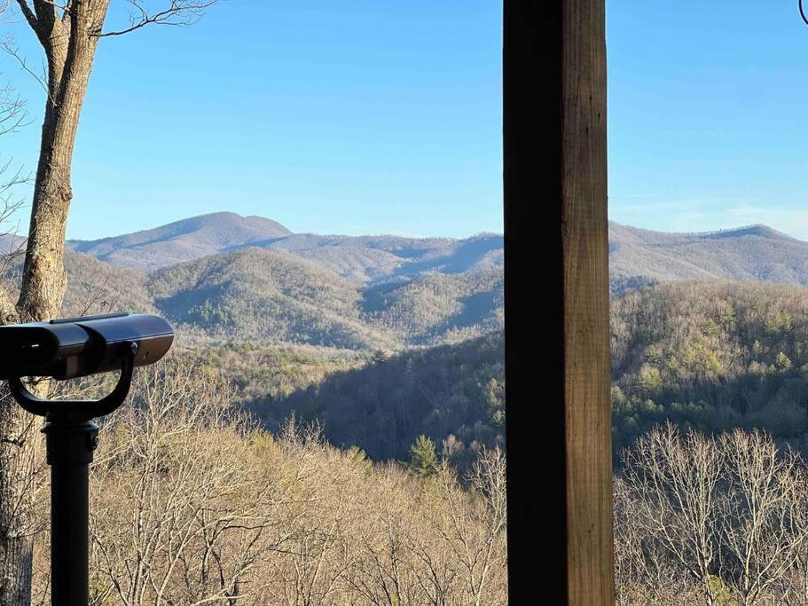 Red Rooster Family Cabin W/Hot Tub+Fire Pit+View Franklin Exteriör bild